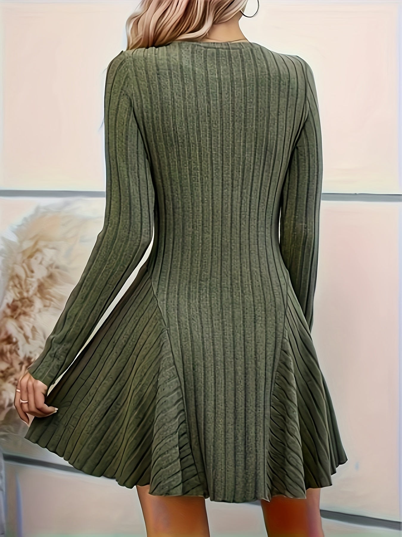 Elegant Black V-Neck Knit Dress