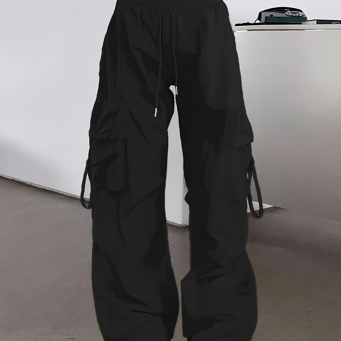 Flap Pockets Wide Leg Cargo Pants