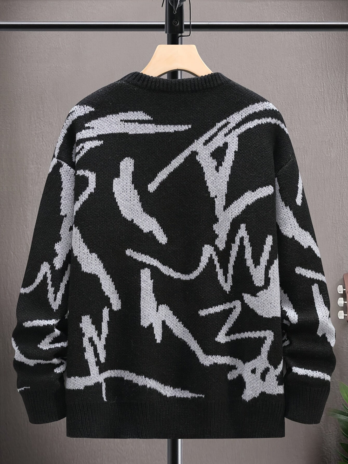 Geometric Graphic Print Knitted Pullover