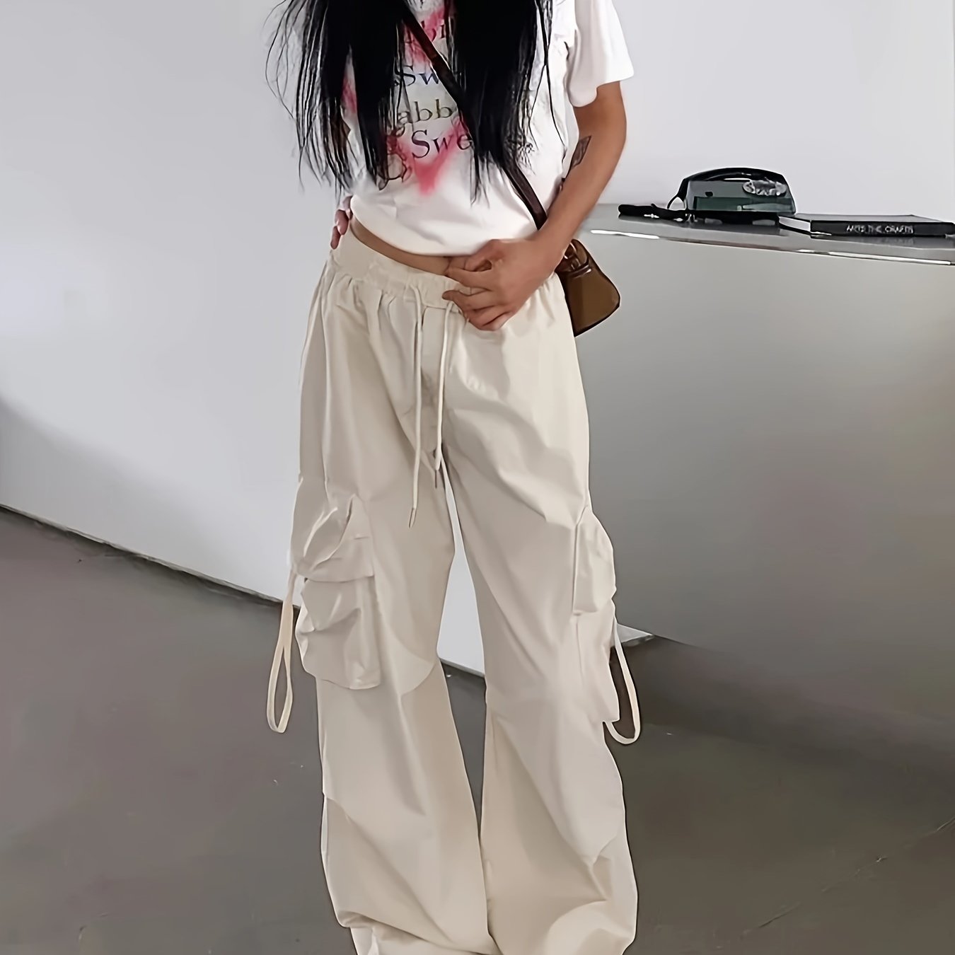 Flap Pockets Wide Leg Cargo Pants