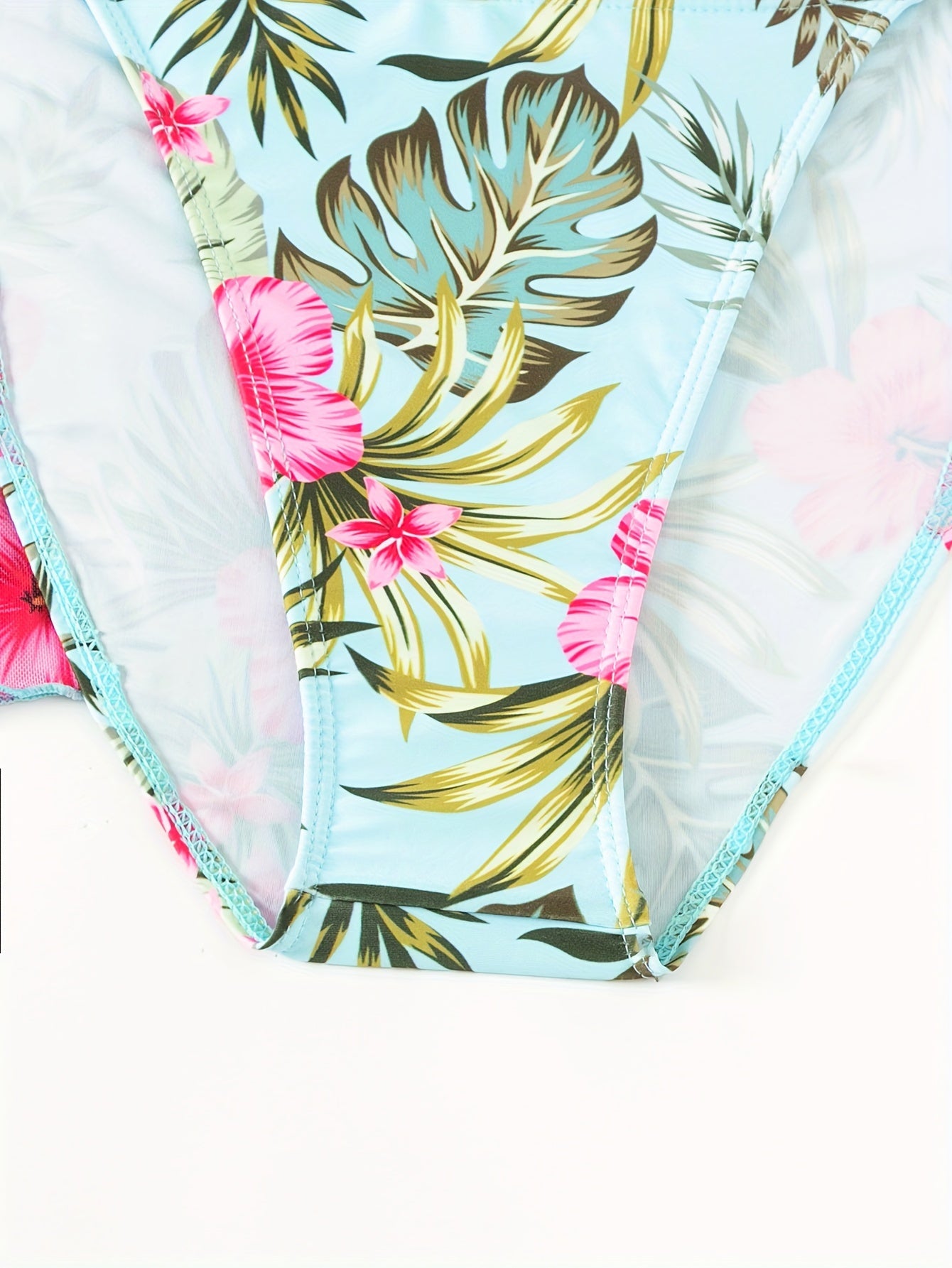 Chic Tropical Floral & Leaf Print Bikini Set